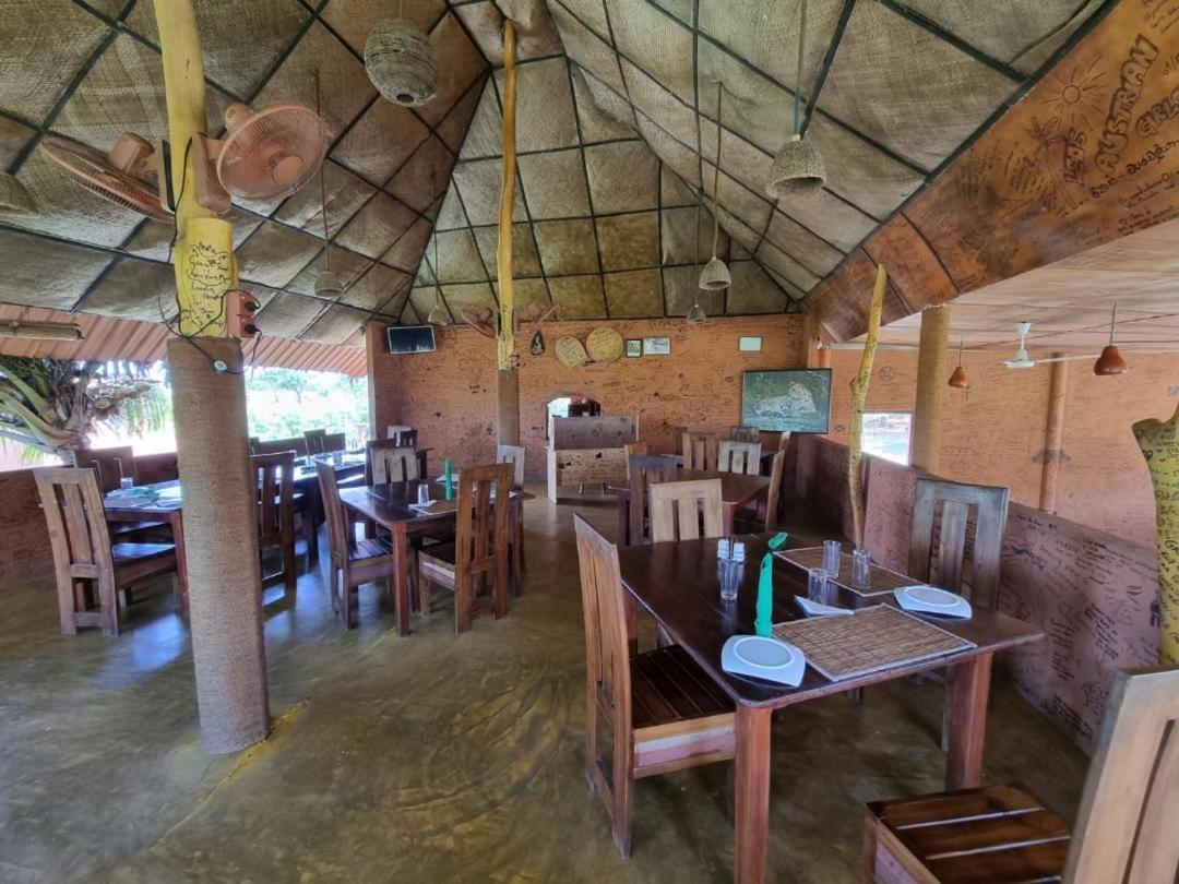 Yala Peace Cottages Tissamaharama Zewnętrze zdjęcie